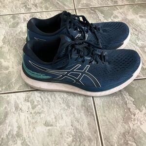 Men’s Asics GlideRide 3 Sneakers size 9